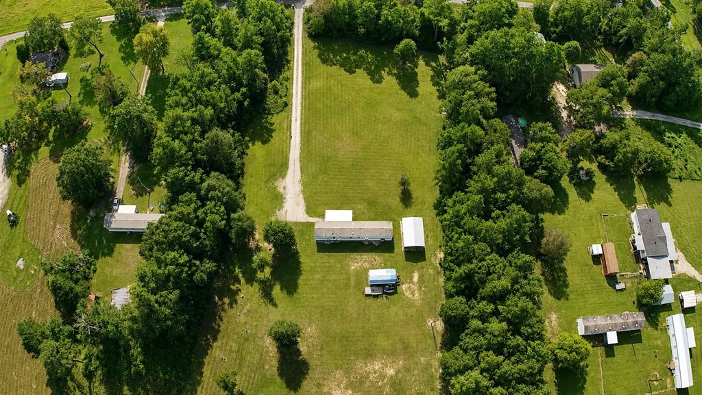 814 County Road 642, Buna