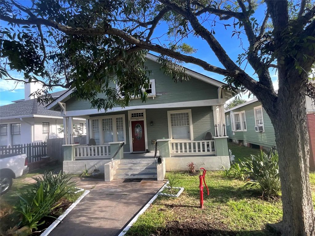 3527 Avenue R 1/2, Galveston