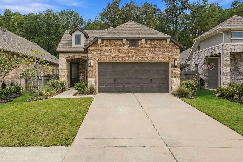 17447 Vino Vines Lane, Conroe