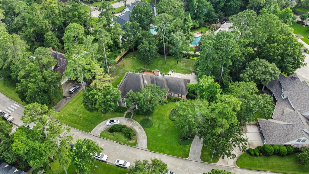 5611 Garden Point Drive, Kingwood