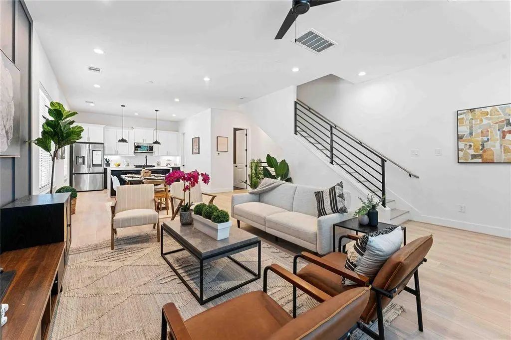 2524 Live Oak Street, Houston