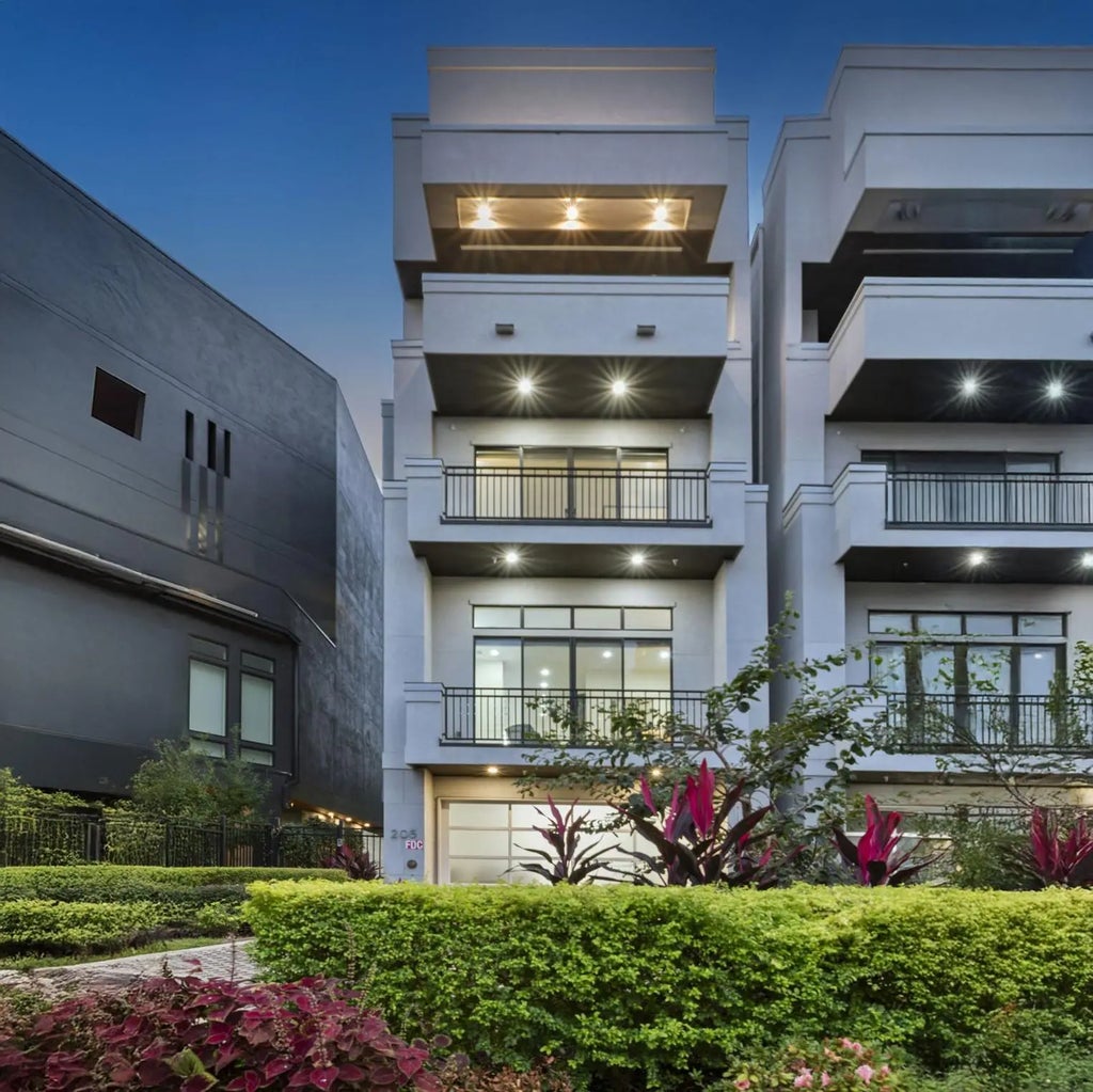 205 Portland Street, Houston