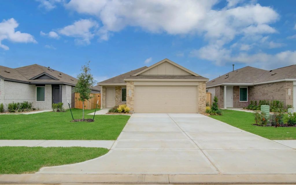 31212 Piccolo Fiore Lane, Huffman
