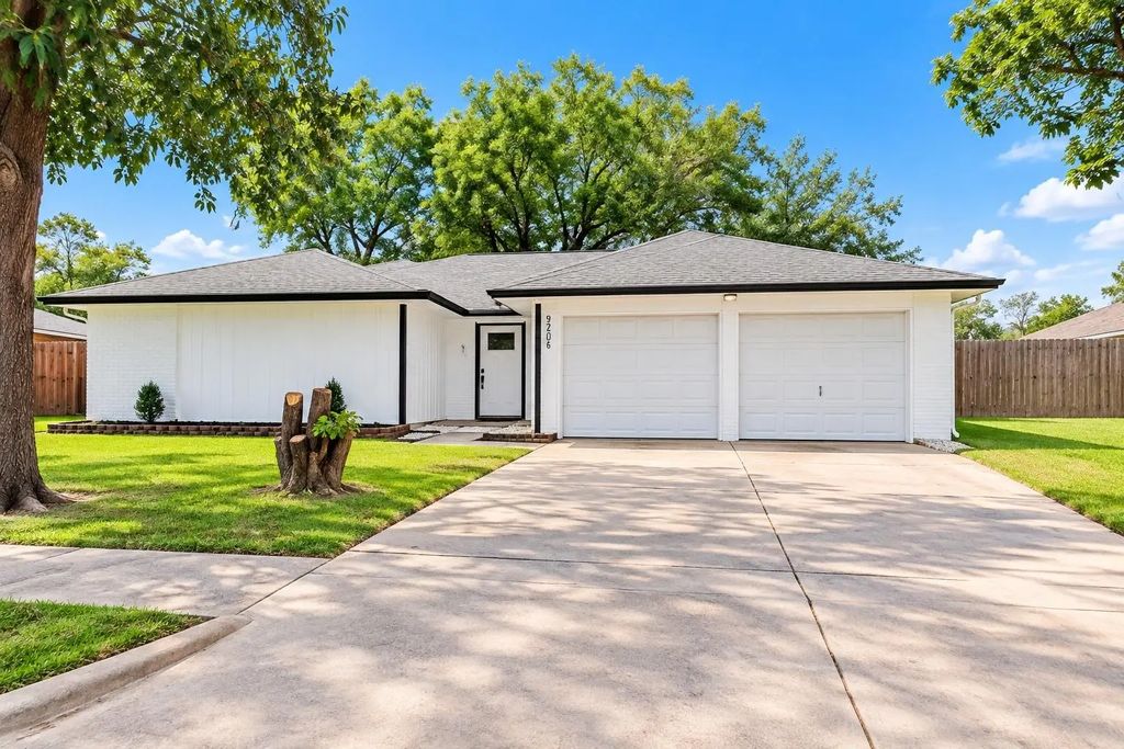 9206 Beckenham Drive, Houston