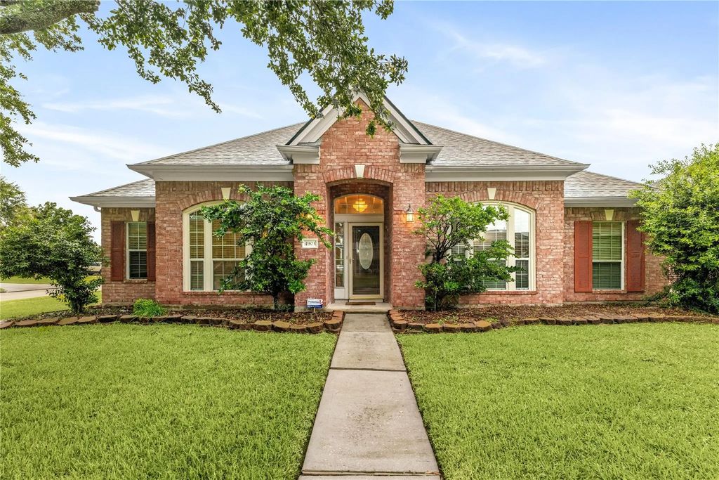 4903 Cedar Cove Drive, Baytown