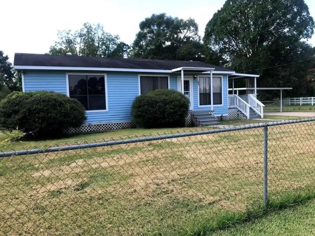 62 Laurel Court, Cleveland