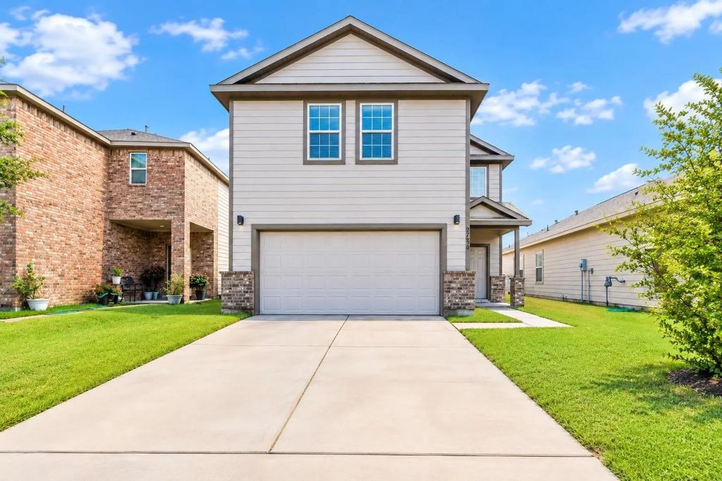 9735 Raisbeck, Houston