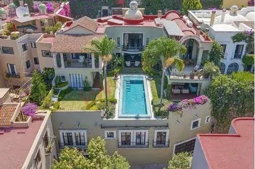 8 Cañadita De Los Aguacates Privada Del Sol, 