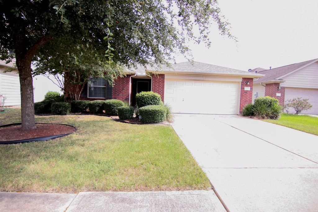 19714 Greenside Hill, Katy