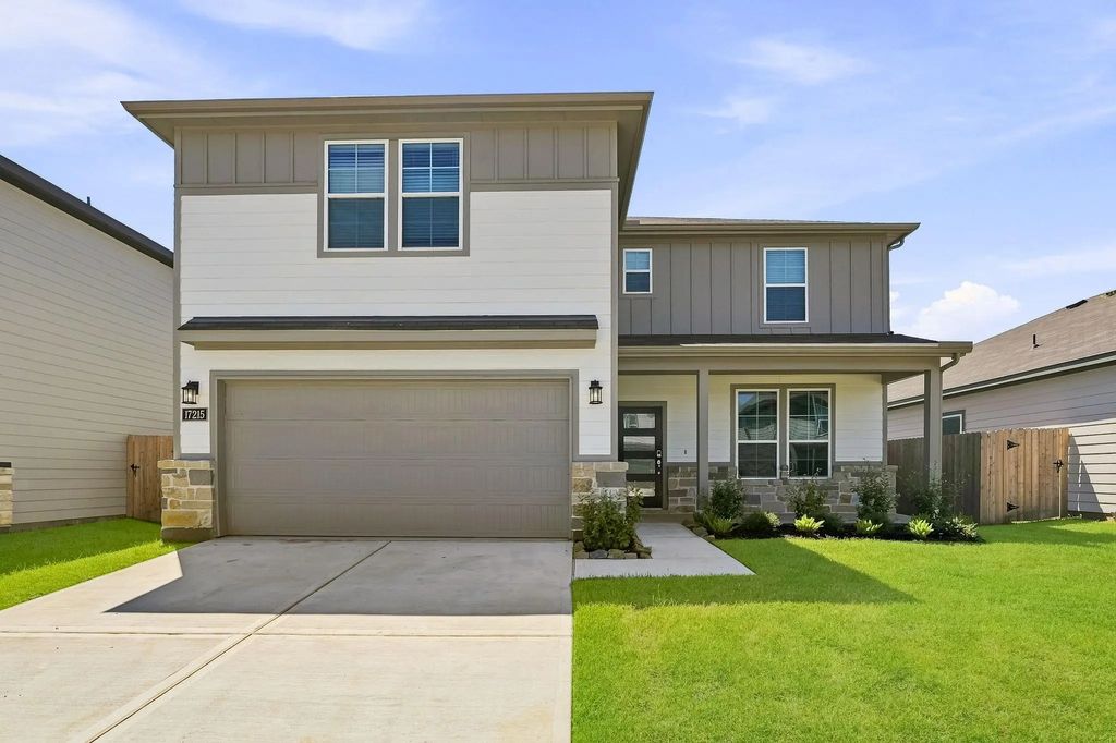 17215 White Peace Drive, Waller