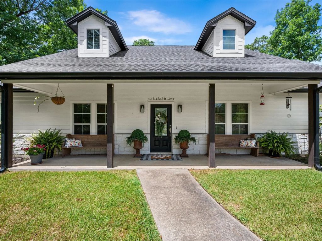 113 Pinewood Drive, Huntsville