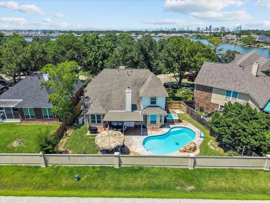 1409 Mija Lane, Seabrook