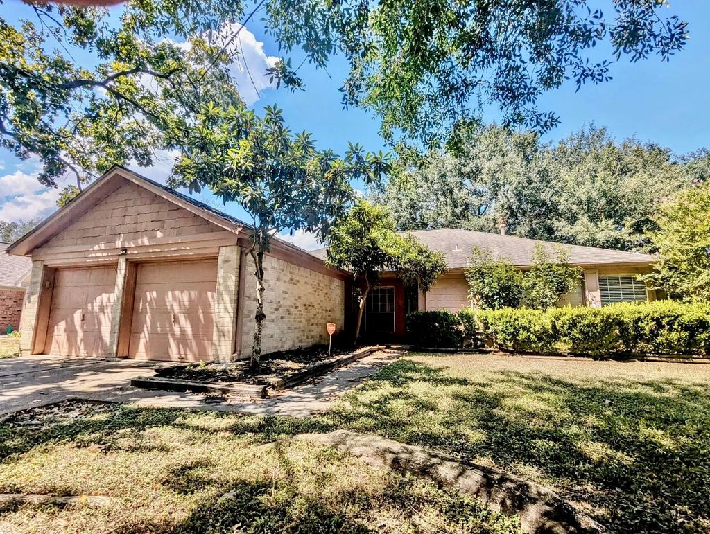 803 Valley Ranch Drive, Katy