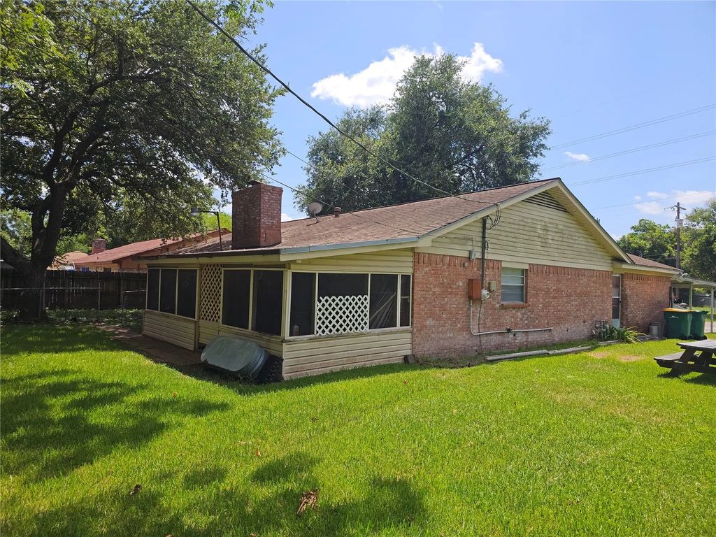 909 Lilac Street, La Marque