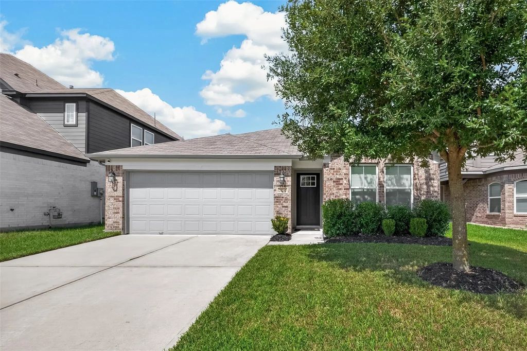 29230 Sequoia Tree Trail, Spring