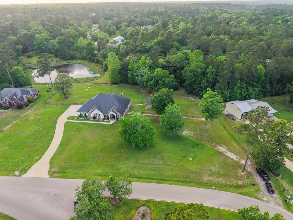 15442 Crown Oaks Drive, Montgomery