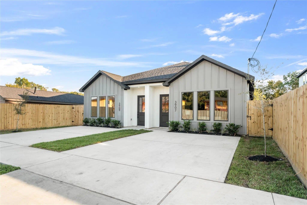 3907 Maggie Street, Houston