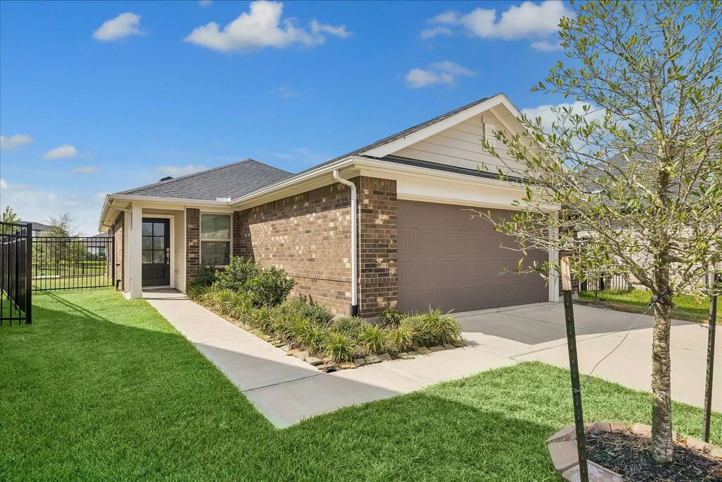 27007 Blue Pool Drive, Katy