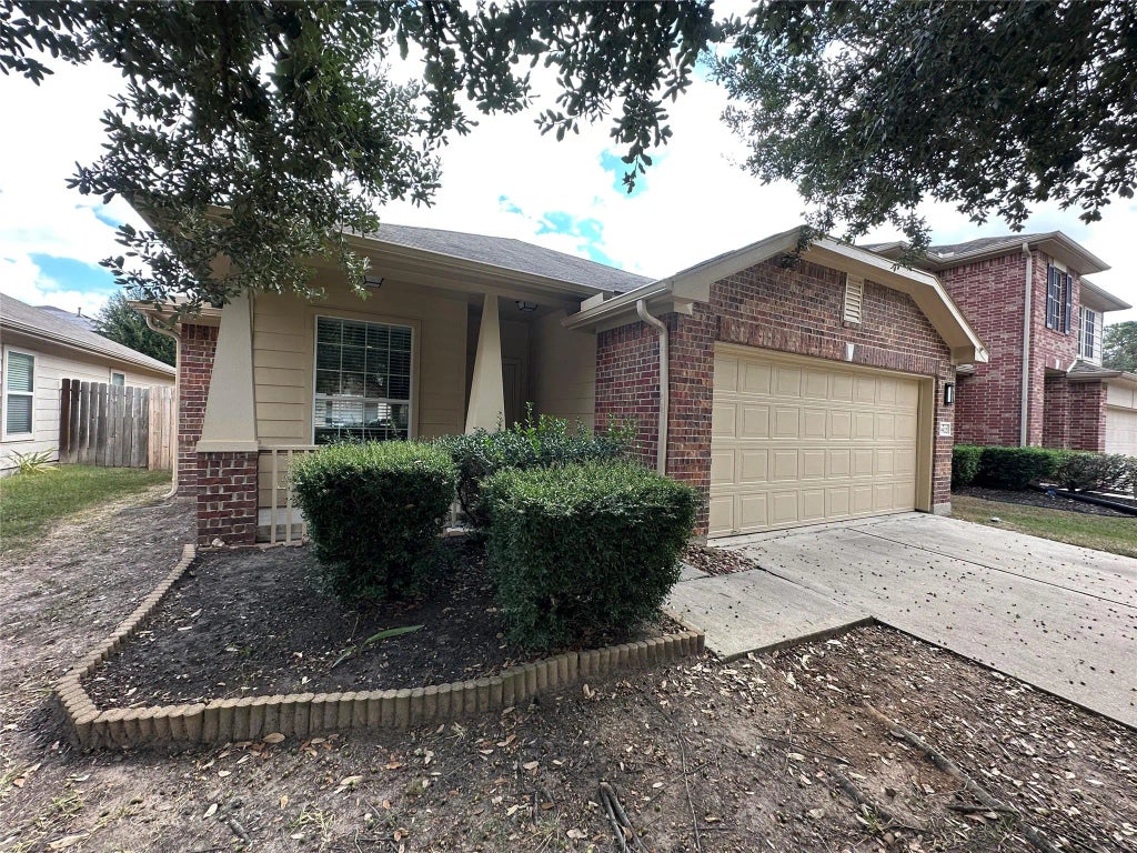 18922 Wellock Lane, Tomball