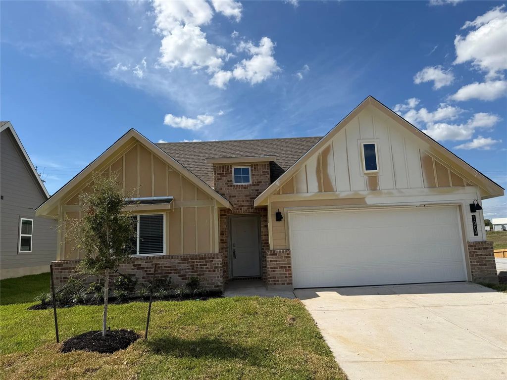 1000 Legrand Street, Brenham