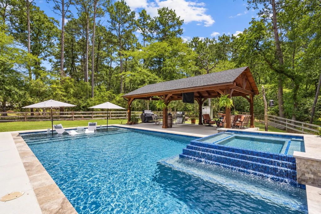19610 Timber Ridge Drive, Magnolia