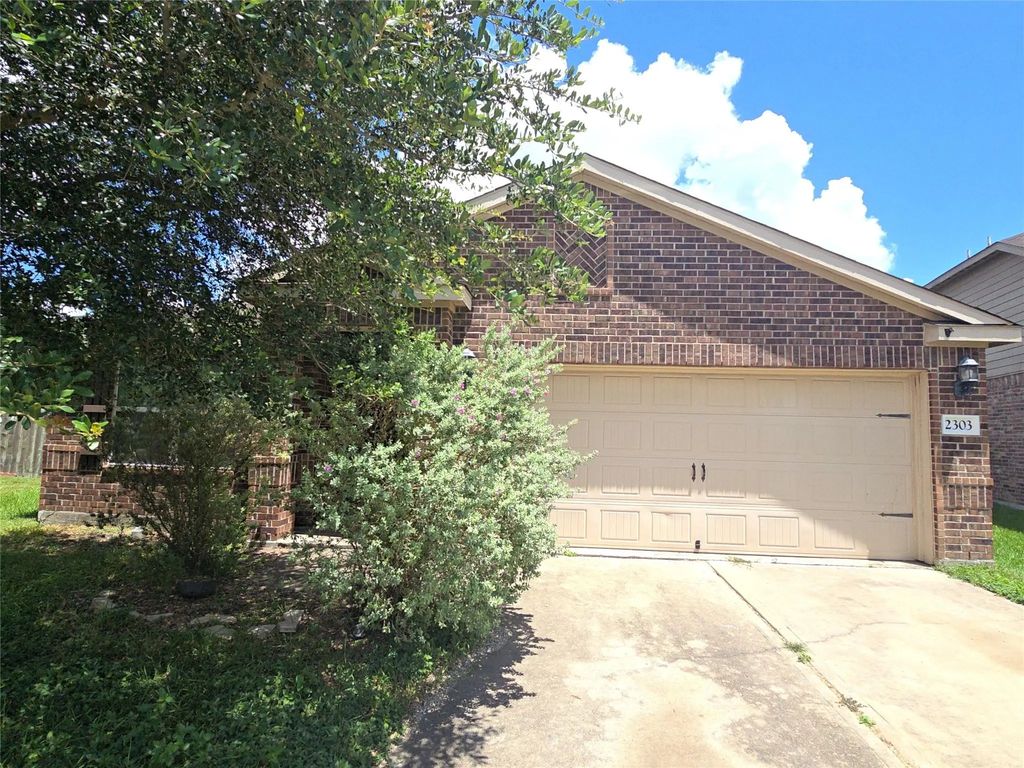 2303 Golden Brandy Lane, Rosenberg