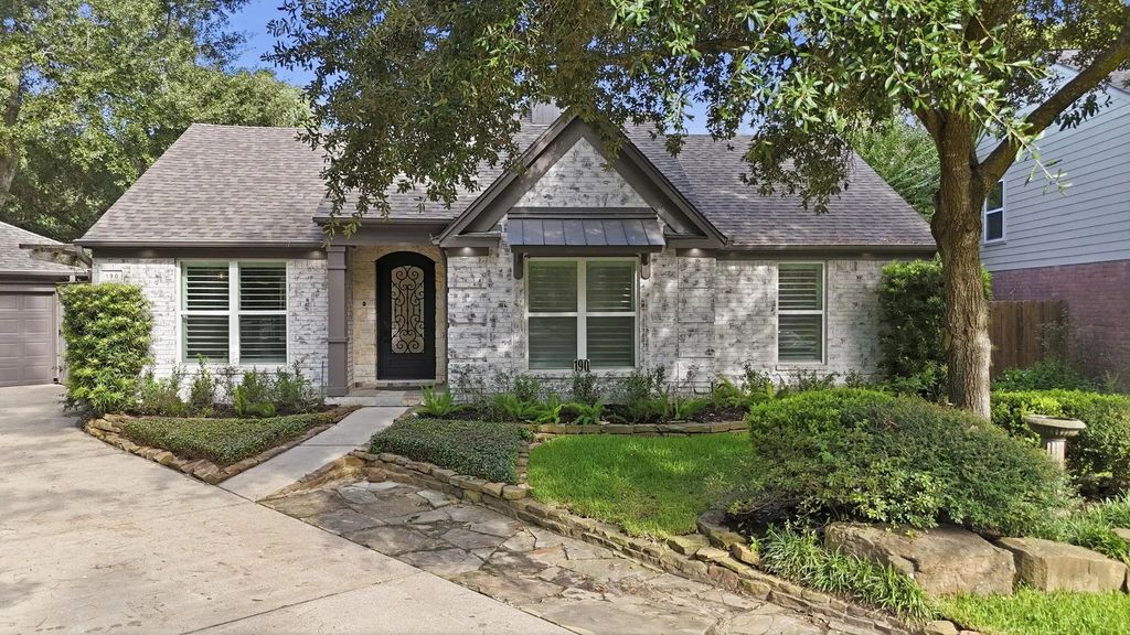 190 Velvet Leaf Place, The Woodlands