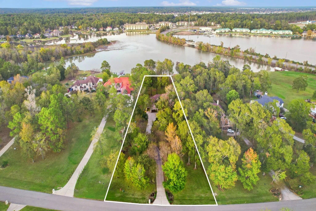 18848 Harbor Side Boulevard, Montgomery