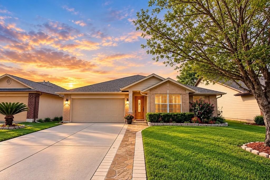 7715 Cloverlake Court, Houston