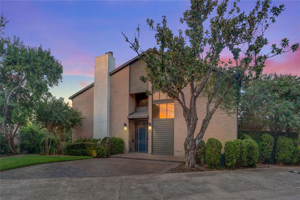 8800 Woodway Drive 8, Houston