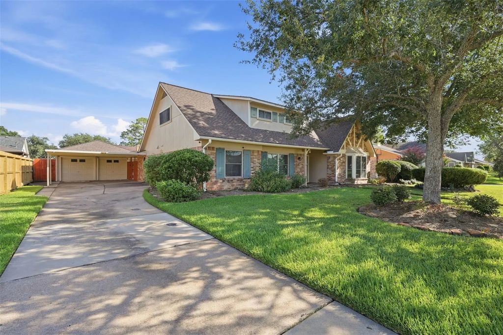 3903 Ecuador Drive, Pasadena