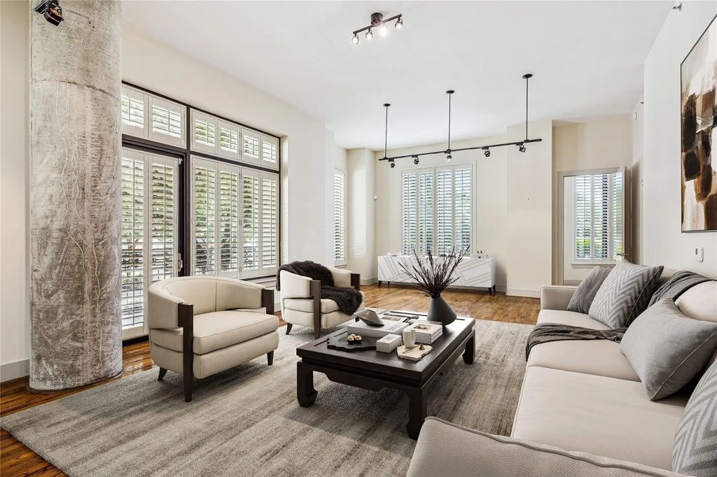 5005 Hidalgo Street 208, Houston