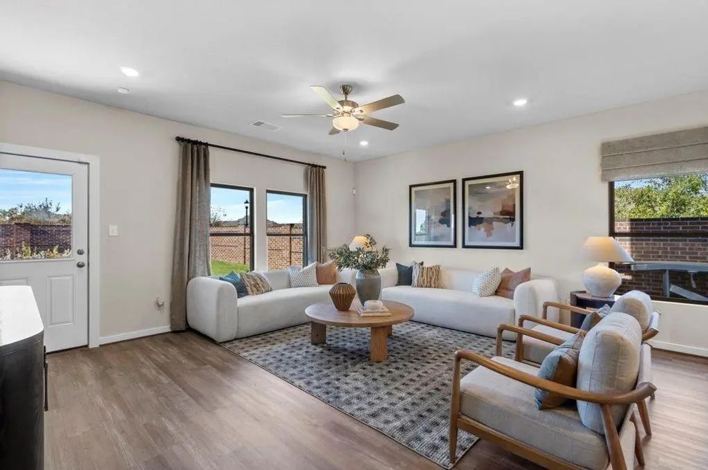 6210 Coyote Glade, Richmond