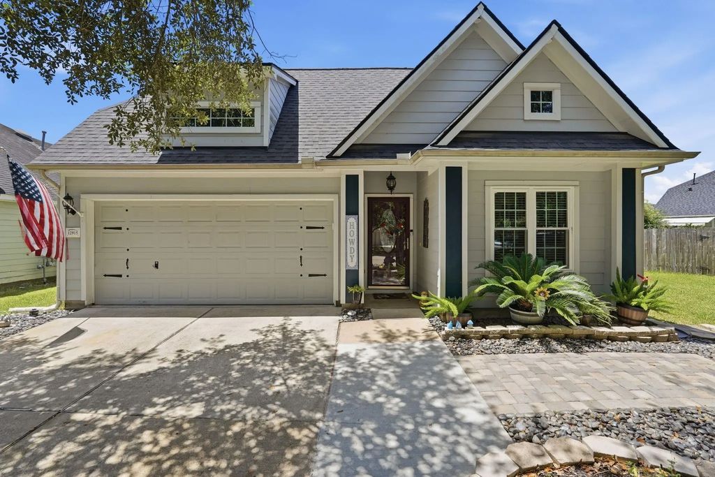 12915 Palm Leaf Court, Houston