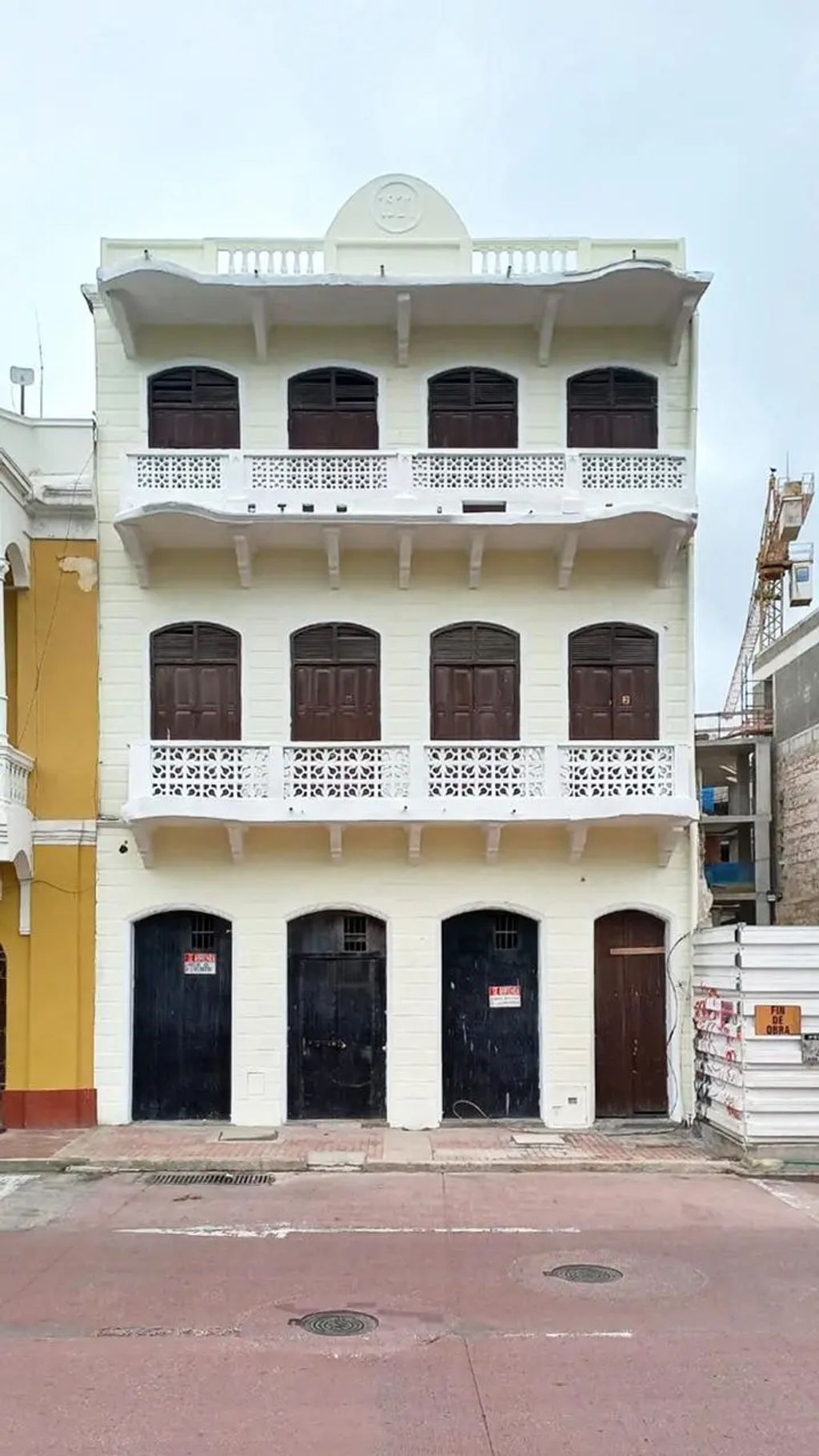Casa Frente Parque Centenario, 