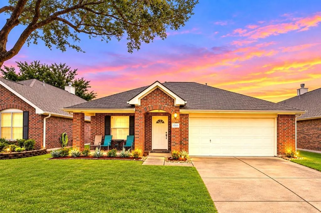 12115 Lucky Meadow Drive, Tomball