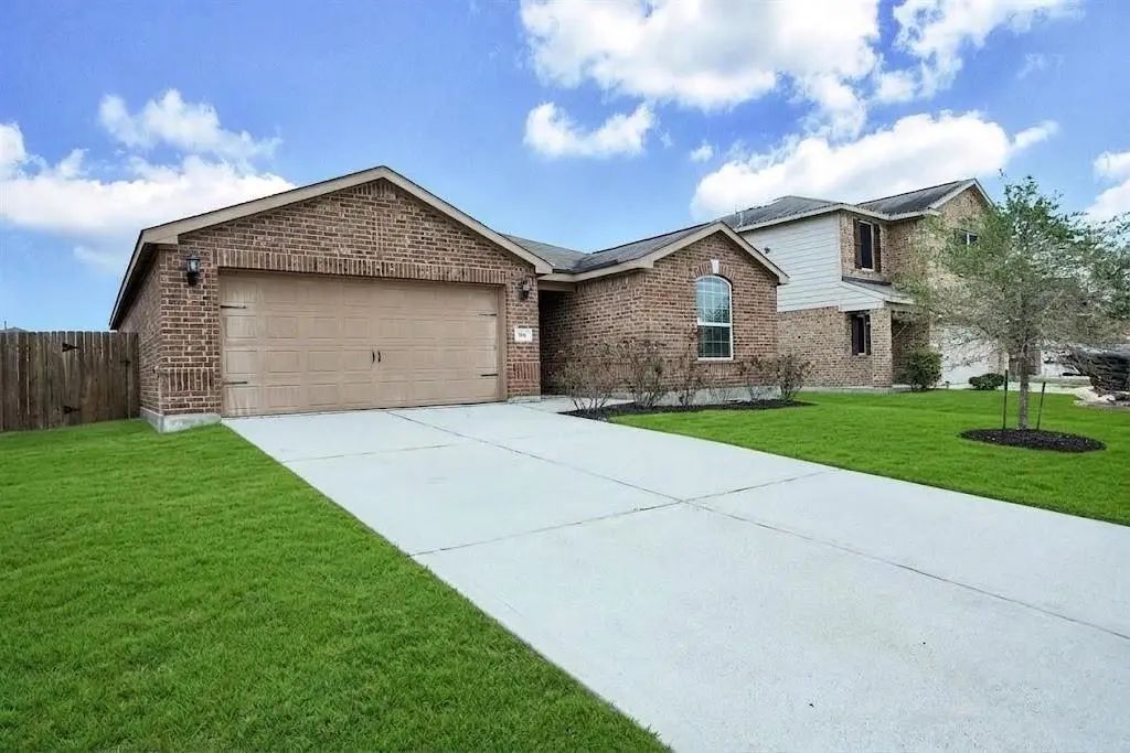 104 Indigo Brush Drive, La Marque
