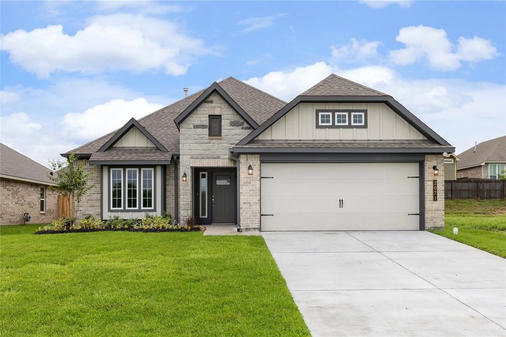 2071 Winepress Road, Brenham