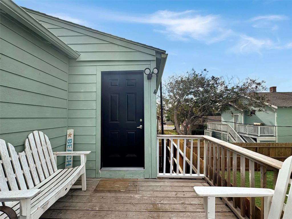 1919 Avenue O D, Galveston