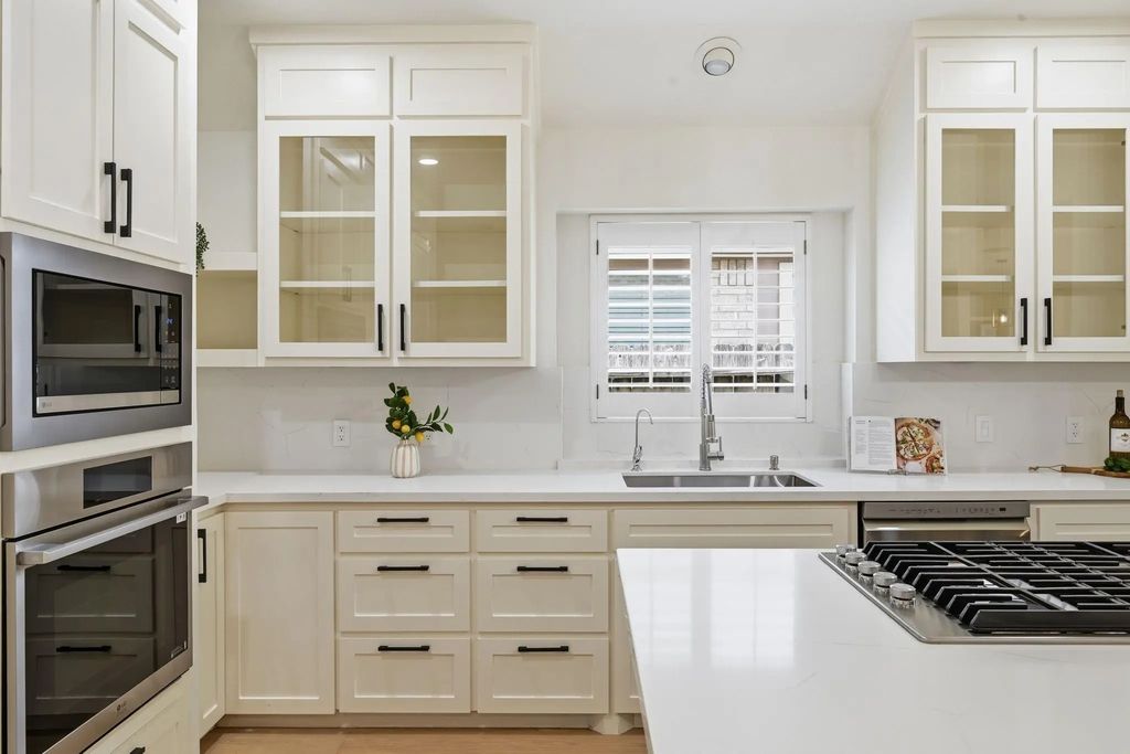 4634 Brazos Bend Drive, Missouri City