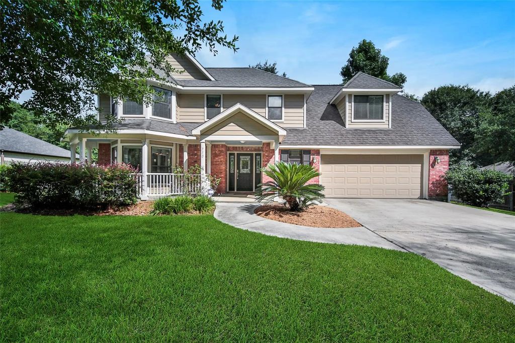 710 W Rollingwood, Pinehurst
