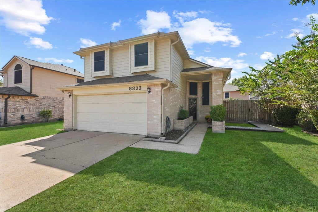 8803 Cold Lake Drive, Houston