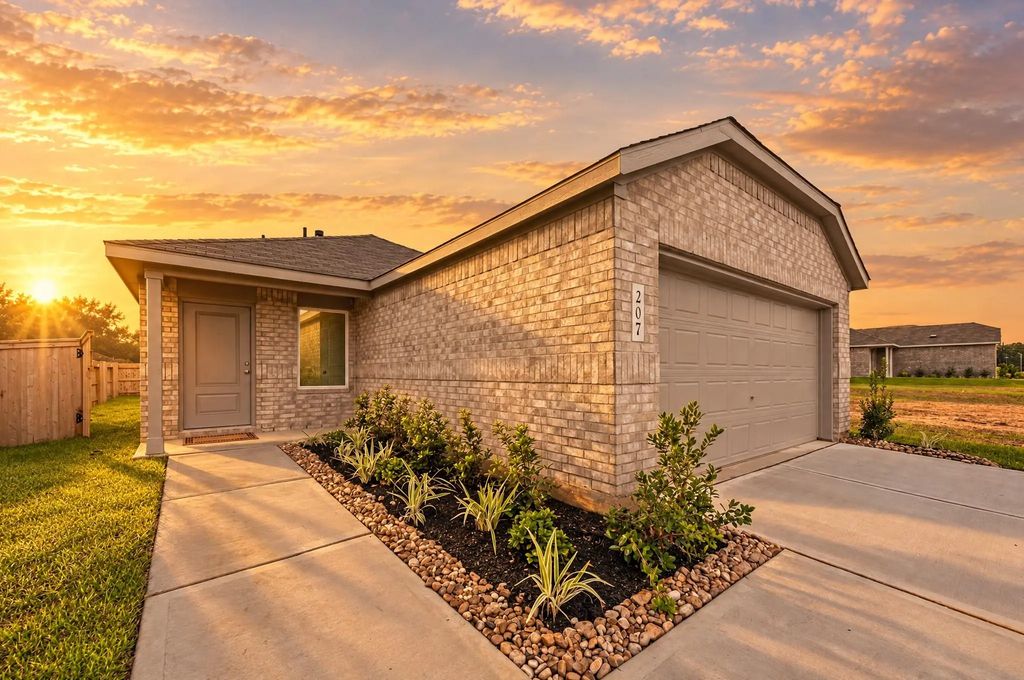 207 Farray Forest Lane, Magnolia