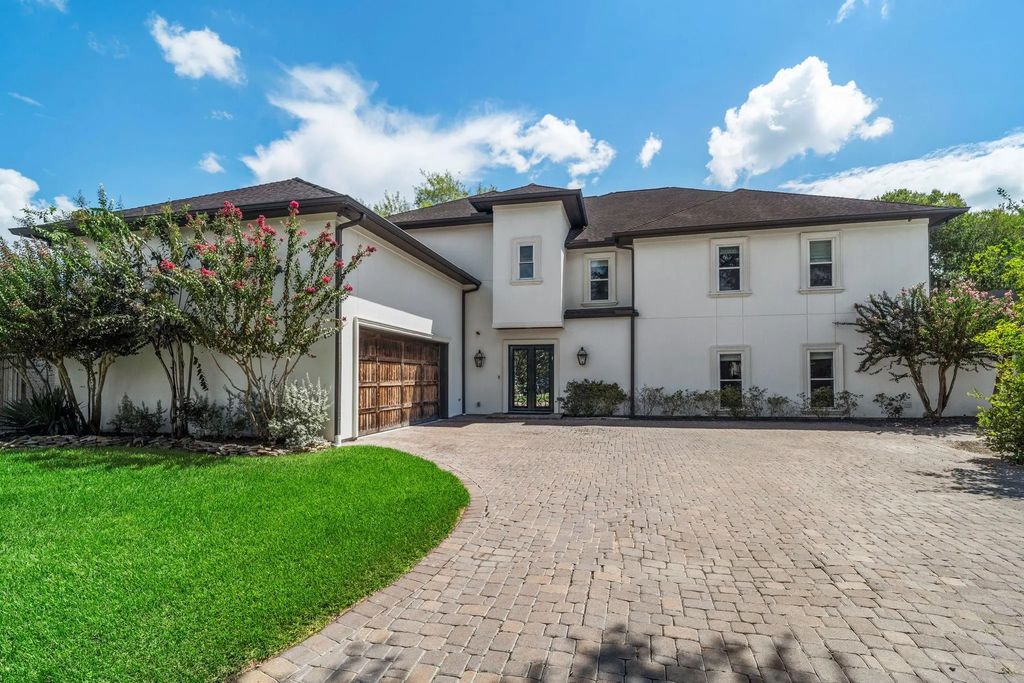 9 Charleston Street S, Sugar Land