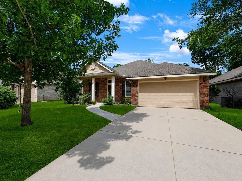 18311 Wild Lilac Trail, Humble