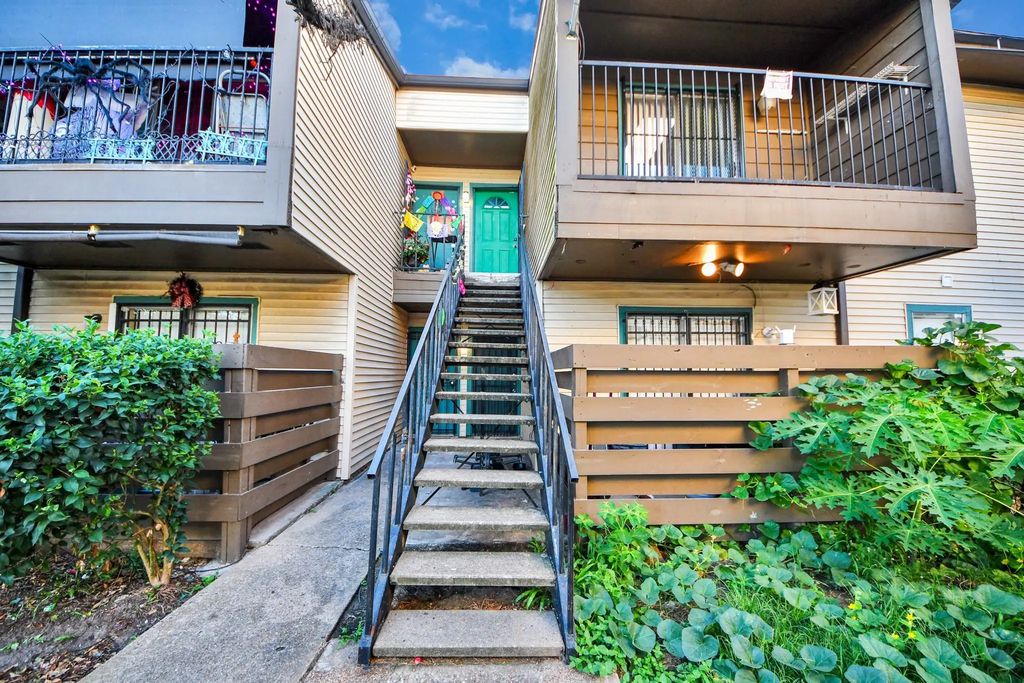 6161 Reims Road 1203, Houston