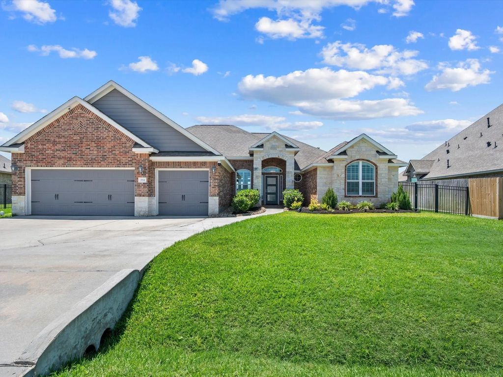 194 Abner Lane, Montgomery