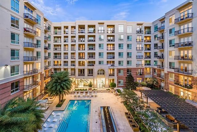 2801 Water Wall Drive B2, Houston