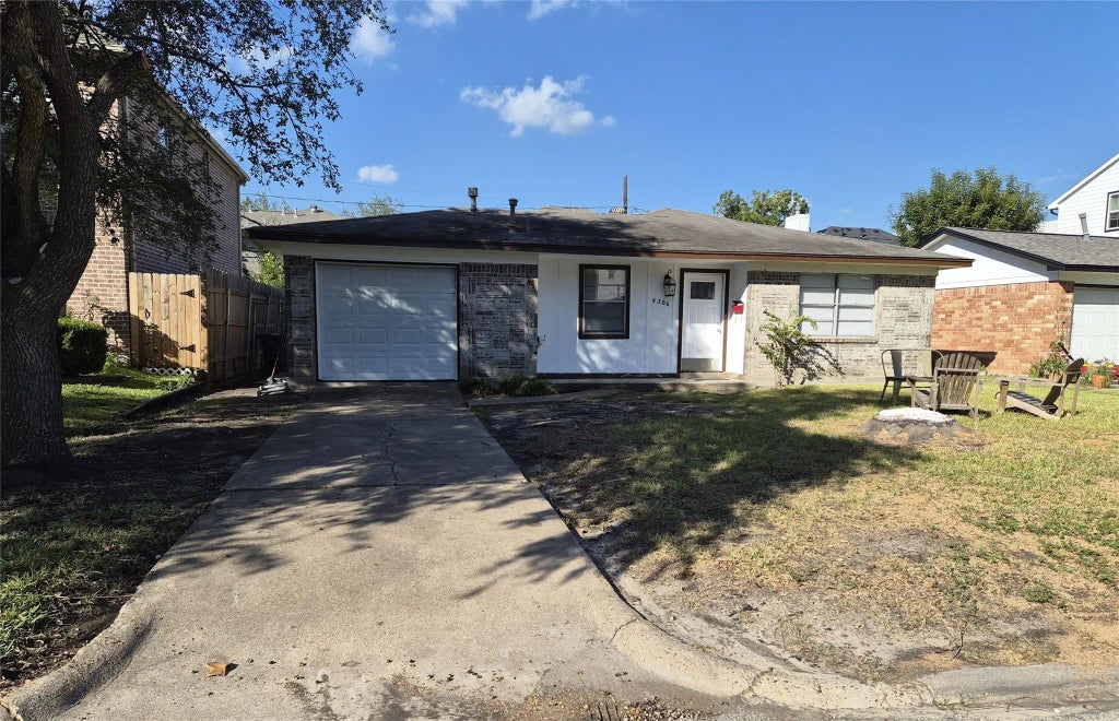 4306 Effie Street, Bellaire