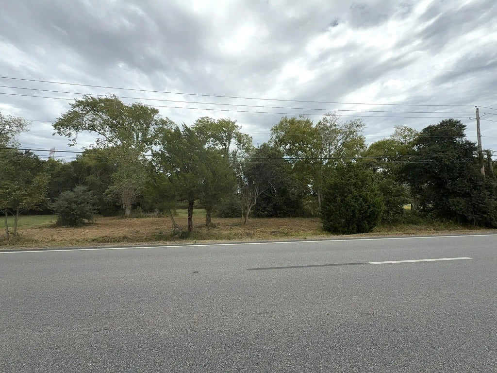 1612 S Hwy 3, League City